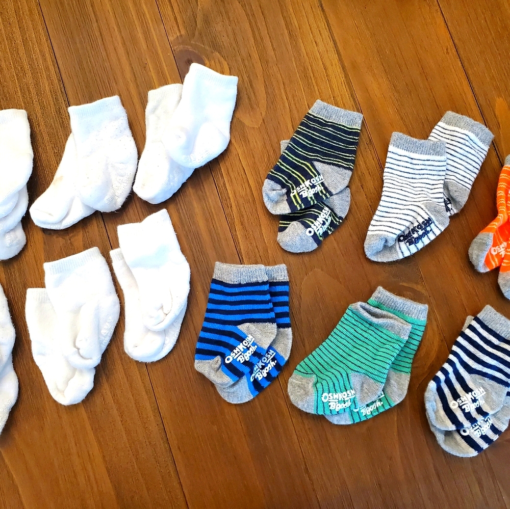 Lot of 6 Pair of Baby Boy Socks Size 0-3M/3-12M